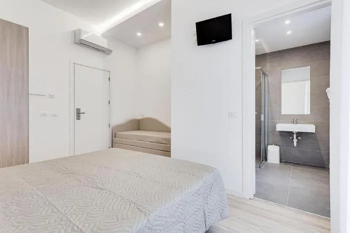רימיני Hotel Anversa 3*,